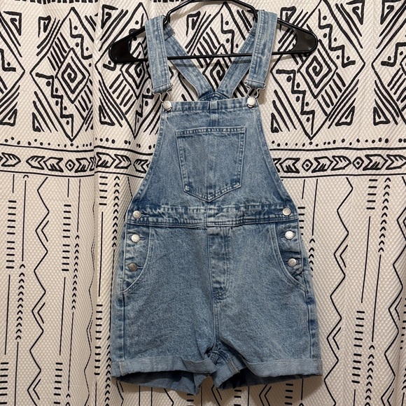 SHEIN Light Blue Denim Overall Shorts - Picture 1 of 2